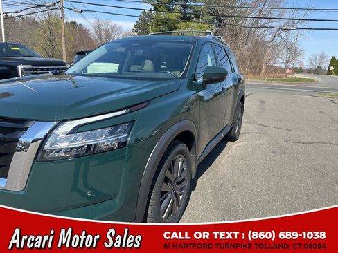 Used 2023 Nissan Pathfinder SL w/ SL Premium Package image 9