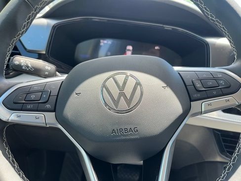 Certified 2025 Volkswagen Taos S AWD/4WD image 22