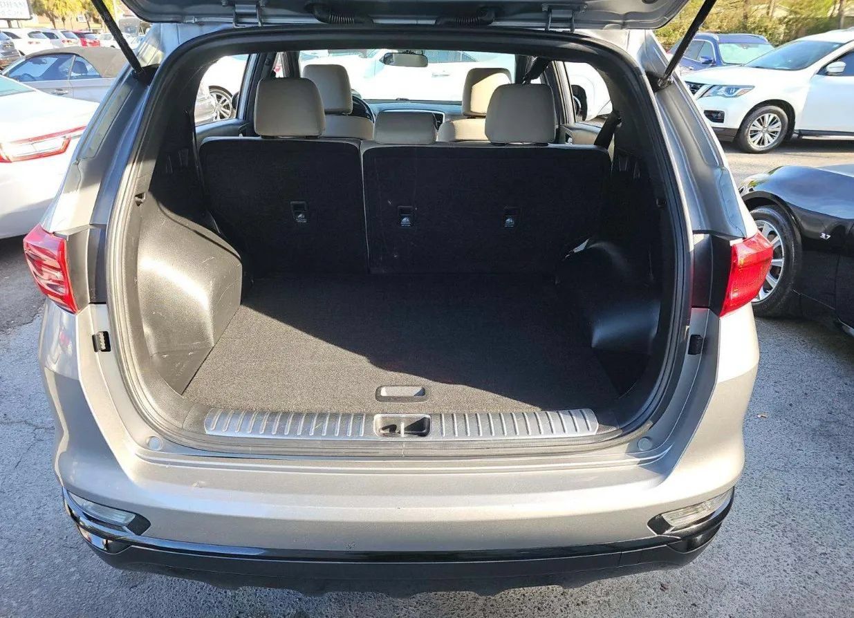 Used 2022 Kia Sportage Nightfall Edition FWD image 43