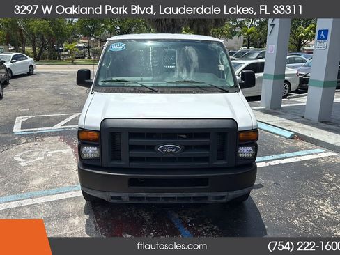 Used 2014 Ford E-250 and Econoline 250 w/ Power Group RWD image 4