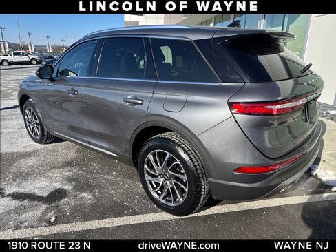 Certified 2022 Lincoln Corsair AWD w/ Equipment Group 101A image 3