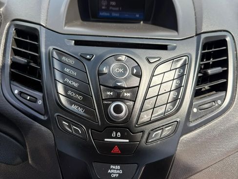 Used 2018 Ford Fiesta SE FWD image 26