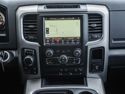 Used 2018 RAM 1500 Big Horn image 30