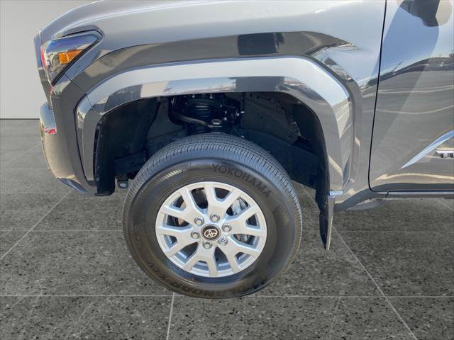 Certified 2024 Toyota Tacoma SR5 AWD/4WD image 14