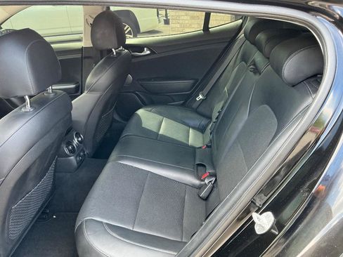 Used 2018 Kia Stinger Premium RWD image 13