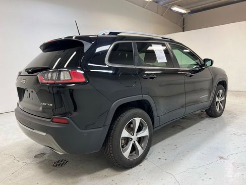 Used 2020 Jeep Cherokee Limited w/ Technology Group AWD/4WD image 8