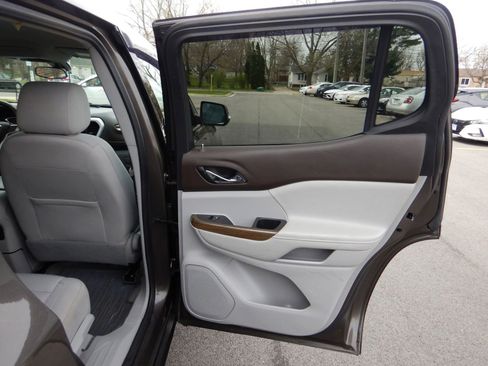 Used 2020 GMC Acadia SLE AWD/4WD image 22