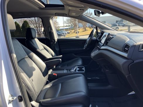 Certified 2023 Honda Odyssey EX-L image 37