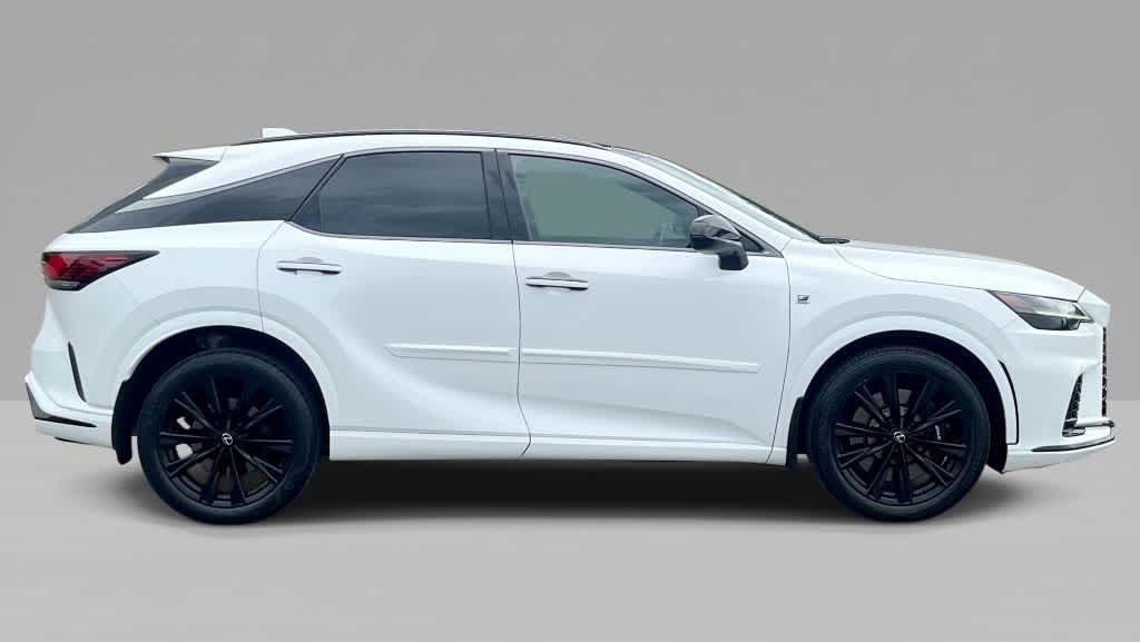 Used 2023 Lexus RX 500h F Sport w/ Cold Area Package AWD/4WD image 9