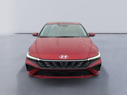 New 2026 Hyundai Elantra Limited FWD image 8
