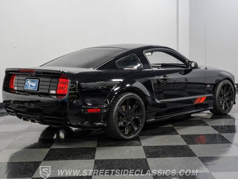 Used 2008 Ford Mustang GT RWD image 11