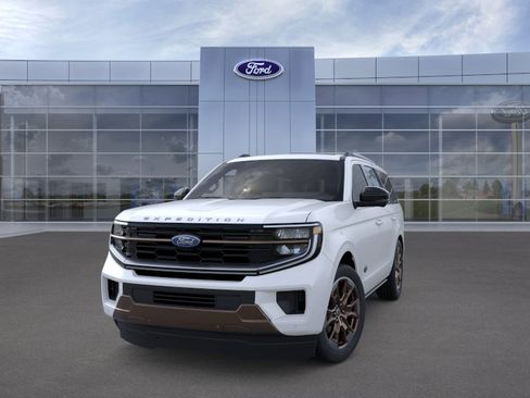New 2026 Ford Expedition King Ranch AWD/4WD image 2