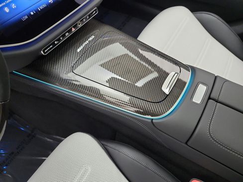 New 2027 Mercedes-Benz E 53 AMG e 4MATIC Sedan image 9