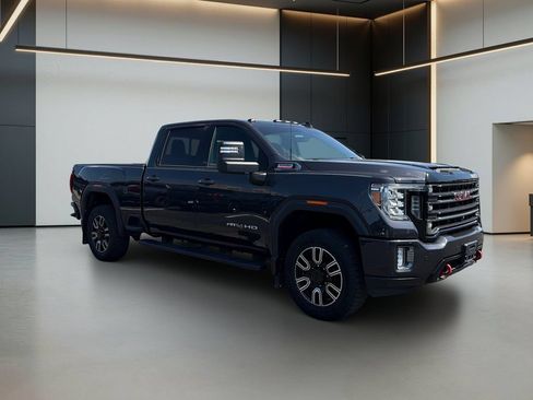 Used 2020 GMC Sierra 2500 AT4 w/ AT4 Premium Package AWD/4WD image 8