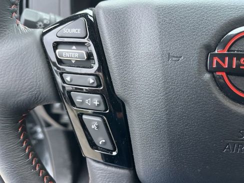 Used 2025 Nissan Frontier PRO-4X w/ Tow Package image 18