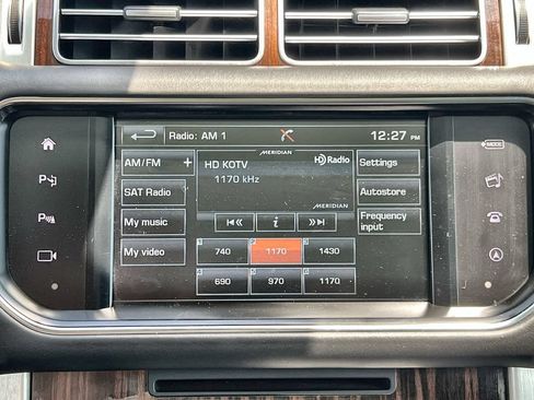 Used 2016 Land Rover Range Rover Supercharged AWD/4WD image 23