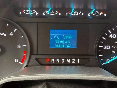 Used 2024 Ford E-350 and Econoline 350 Super Duty w/ Power Windows & Locks Group image 18