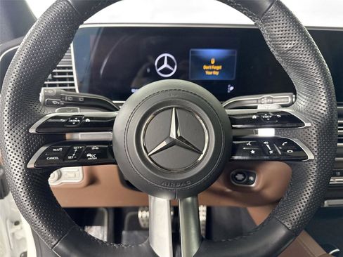 Used 2024 Mercedes-Benz GLS 450 4MATIC w/ AMG Line Exterior image 18