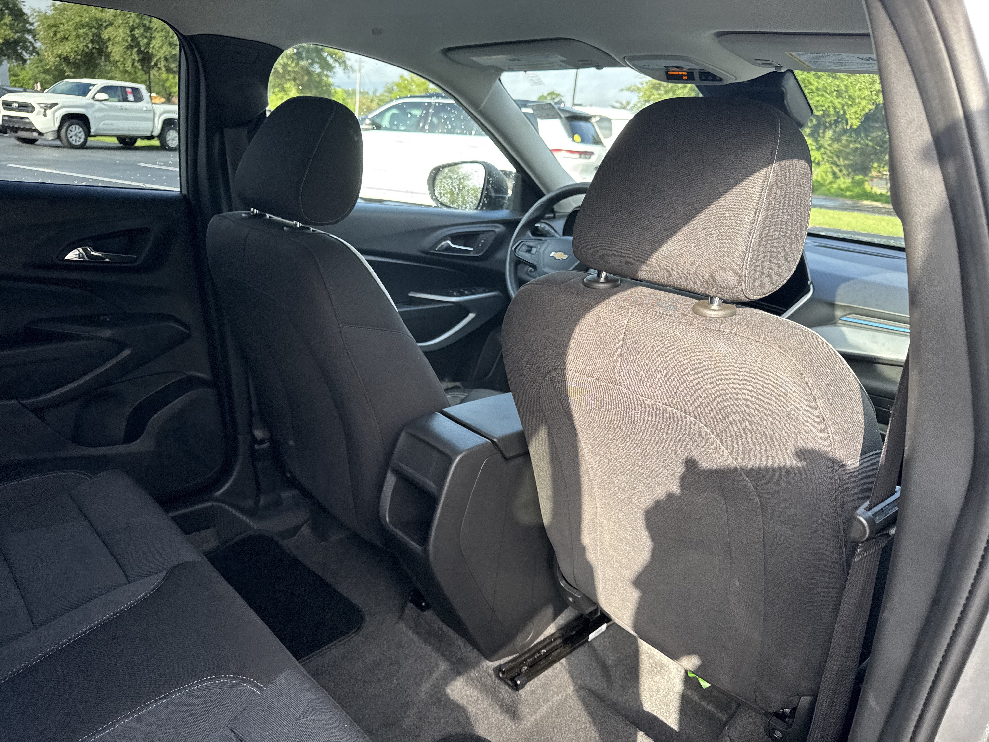 Used 2026 Chevrolet Trax LS FWD image 31