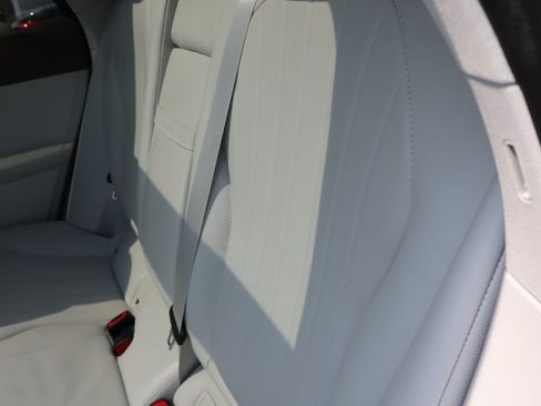 Used 2023 Mercedes-Benz EQE 500 4MATIC SUV image 25