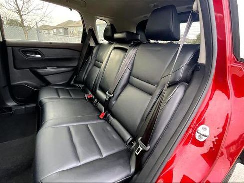 Certified 2023 Nissan Rogue SV w/ SV Premium Package image 19