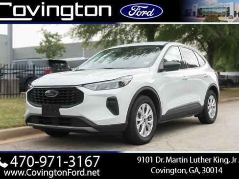 Used 2025 Ford Escape Active FWD image 1