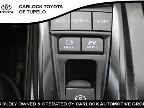 Used 2025 Toyota Camry SE FWD image 33