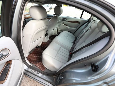 Used 2003 Jaguar S-TYPE 3.0 image 12