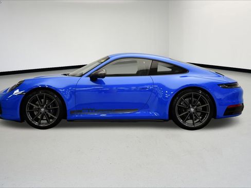 Used 2024 Porsche 911 Carrera T image 2
