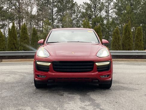 Used 2016 Porsche Cayenne GTS image 7