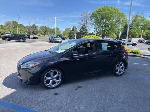 Used 2013 Ford Focus ST image 9