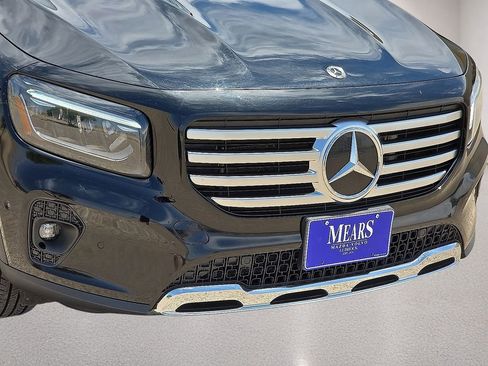 Used 2025 Mercedes-Benz GLB 250 image 9