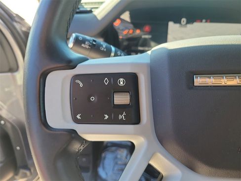 Used 2024 Land Rover Defender 110 X-Dynamic SE image 28