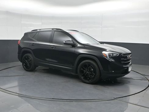 Used 2020 GMC Terrain SLE w/ Driver Convenience Package AWD/4WD image 4