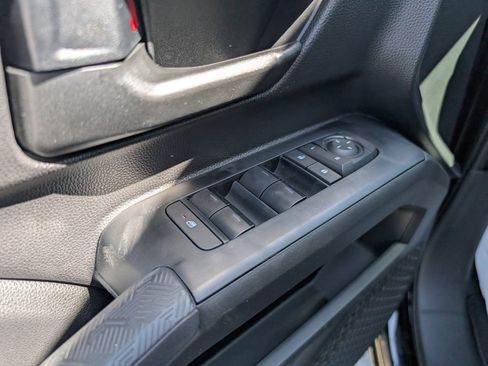 New 2026 Toyota Tacoma SR5 image 9