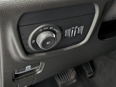 Used 2023 Jeep Grand Cherokee L Summit w/ High Altitude Package AWD/4WD image 19