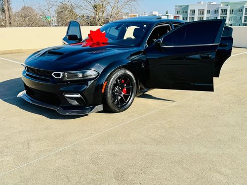 Used 2023 Dodge Charger SRT Hellcat RWD image 32
