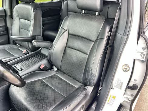 Used 2020 Honda Passport Elite image 11