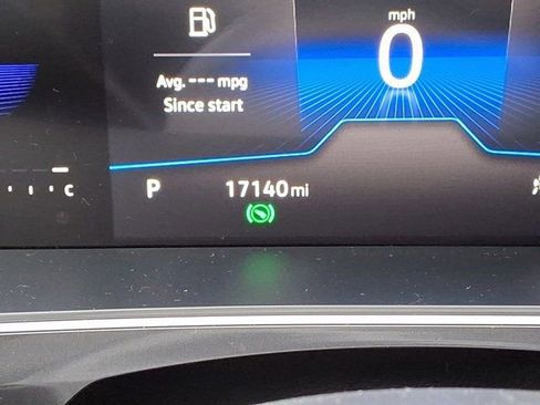 Certified 2024 Volkswagen Tiguan S image 24