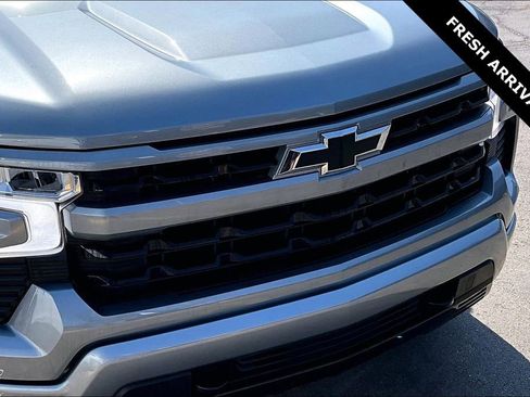Used 2025 Chevrolet Silverado 1500 RST AWD/4WD image 32