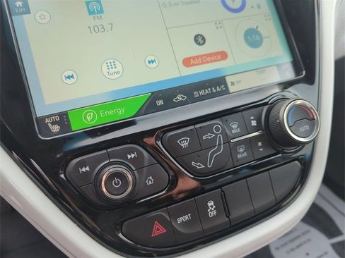 Used 2017 Chevrolet Bolt LT image 17