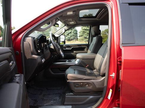 Used 2024 GMC Sierra 2500 SLT w/ SLT Convenience Package AWD/4WD image 26