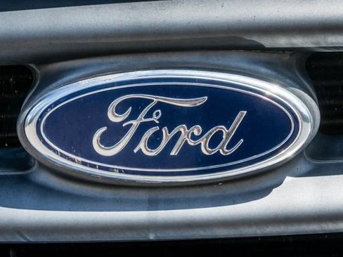 Used 2002 Ford F350 XLT image 26