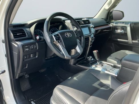 Used 2017 Toyota 4Runner Limited AWD/4WD image 11