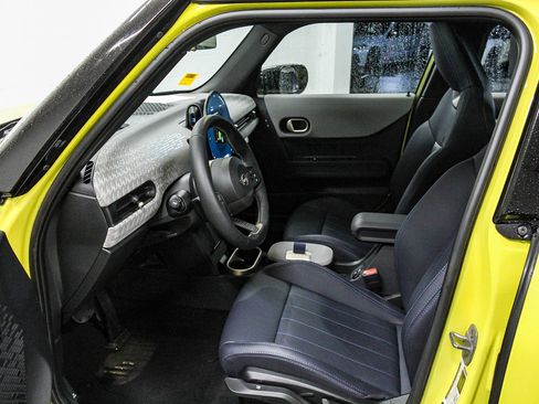 Used 2025 MINI Cooper S image 19