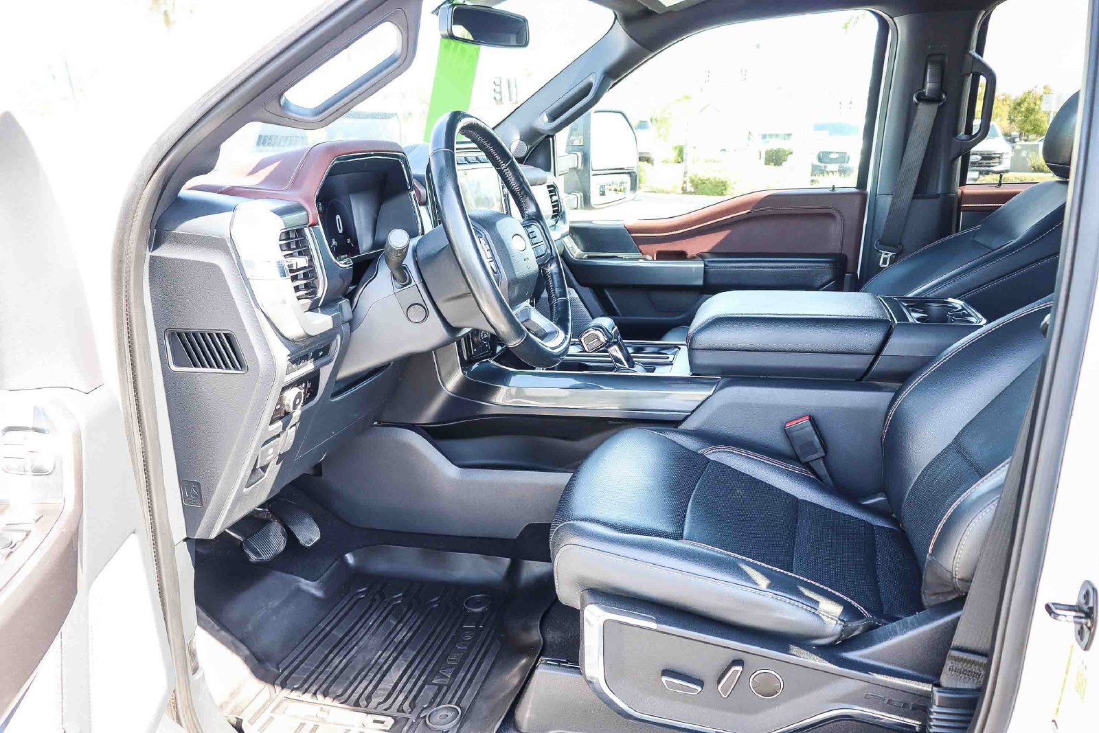 Used 2023 Ford F150 Lariat w/ Equipment Group 502A High AWD/4WD image 18