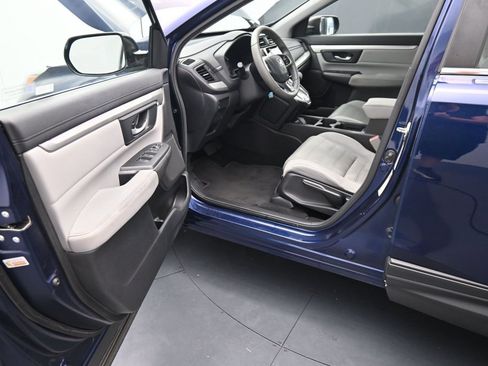 Used 2018 Honda CR-V LX image 15