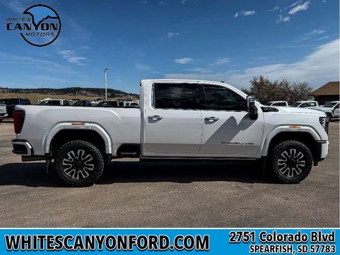 Used 2024 GMC Sierra 3500 Denali Ultimate AWD/4WD image 13