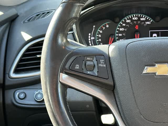 Used 2019 Chevrolet Trax LT w/ LT Convenience Package AWD/4WD image 8