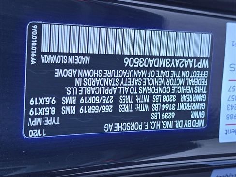 Used 2021 Porsche Cayenne image 37